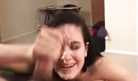 סקס אנאלי של זוג צעיר סקס לצפיה ישרה שמתאהב.