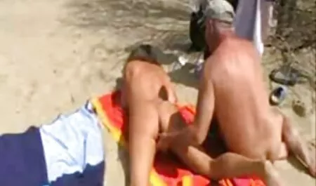 בייב מזיין את הנרתיק עם פורנו נשים מבוגרות מוצצות לצפיה חינם strapon ולתקוע אצבע בתחת