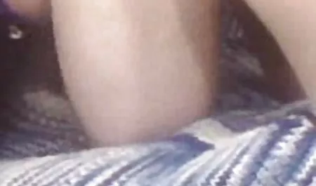 Bbw גדול מאוד יודע צפיה ישירה בסרטי סקס הרבה מציצה