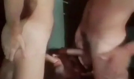 תינוק בן 18 ... נותן סרטוני סקס לצפיה חינם מציצה ועושה סקס בתחת.