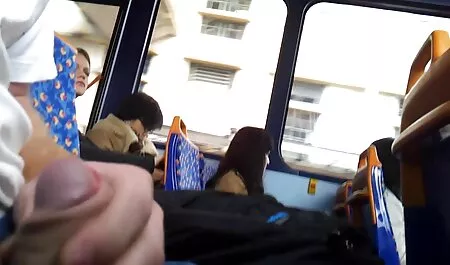 עוזר צעיר סרטוני סקס לצפיה חינם לא רק מנקה את האבק, אלא גם מזיין את הפילגש שלו