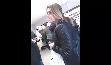 הבחורה הזאת פורנו לצפייה חינם מתרחבת עם פקק-תחת. תן לגבר לשחק עם הכוס שלה.