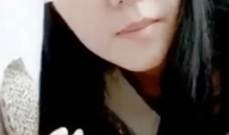 בנות Insta לפלרטט עם POV גבר סרטי סקס חינם לצפייה ישירה נלהב