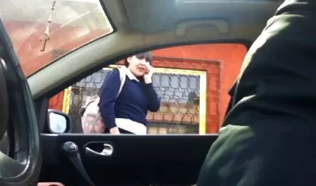 מאצ 'ו מטוגן פילגש צ' אט פורנו לצפייה חינם בתא עם חבר