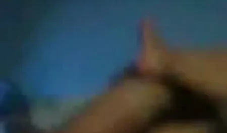 לבחורה סקס חינם לצפייה ישירה יש חבר שמזיין אותה לפי הצרכים שלה.
